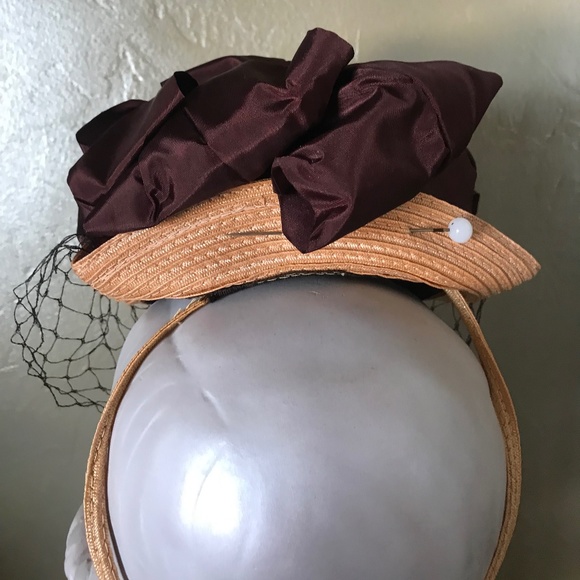 RAVISHING 1930s\' TILT TOY NATURAL STRAW HAT WITH COPPER COLORED BOWS AND VEIL main image 4